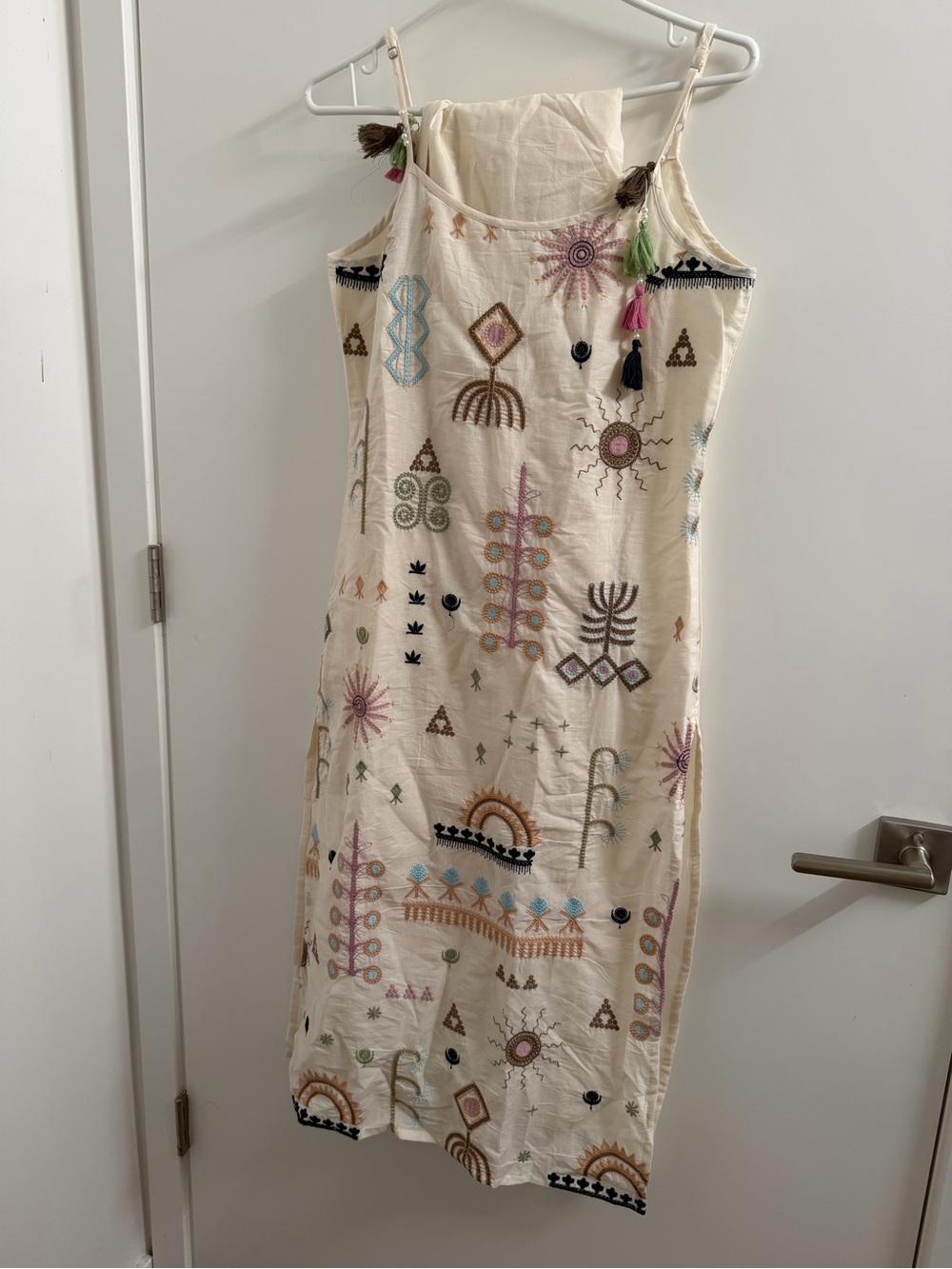 Embroidered Cream Sleeveless Dress —Indian Never Worn
